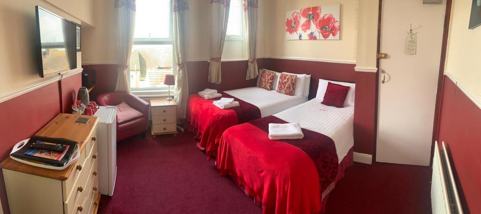 Seasons Guest house 4*